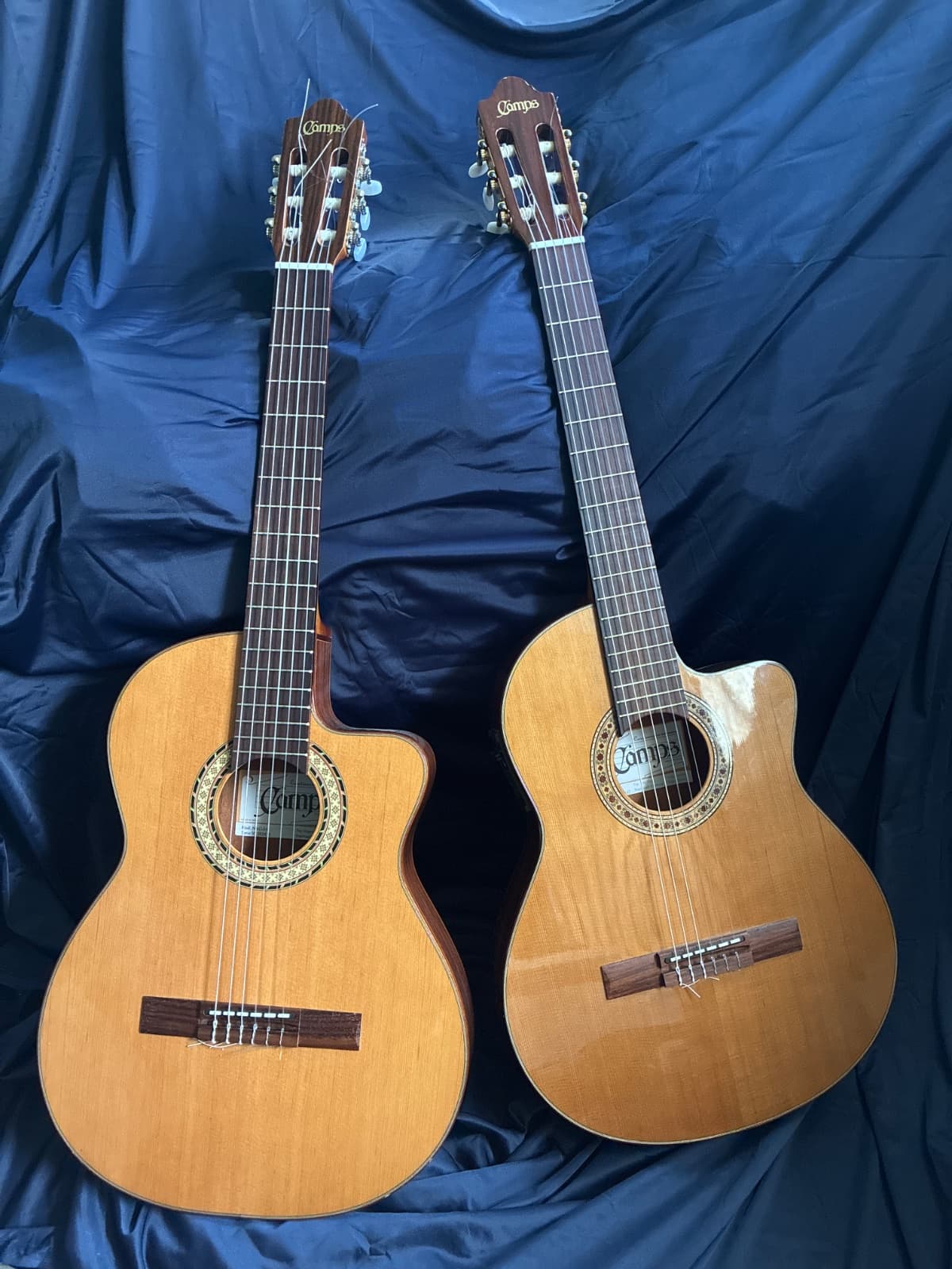Camps akustiska gitarrer med mikkar